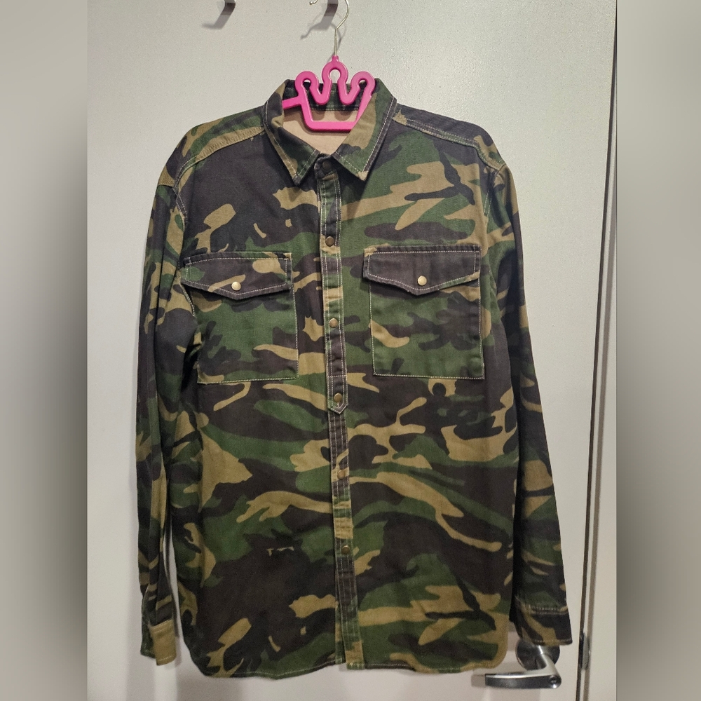 ROIWHQ Men's Camo Button-Up Utility Jacket - Green Camo XL